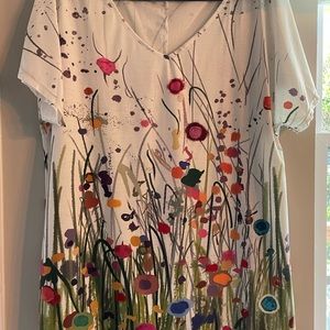 NWOT MissLook 3X Floral Top